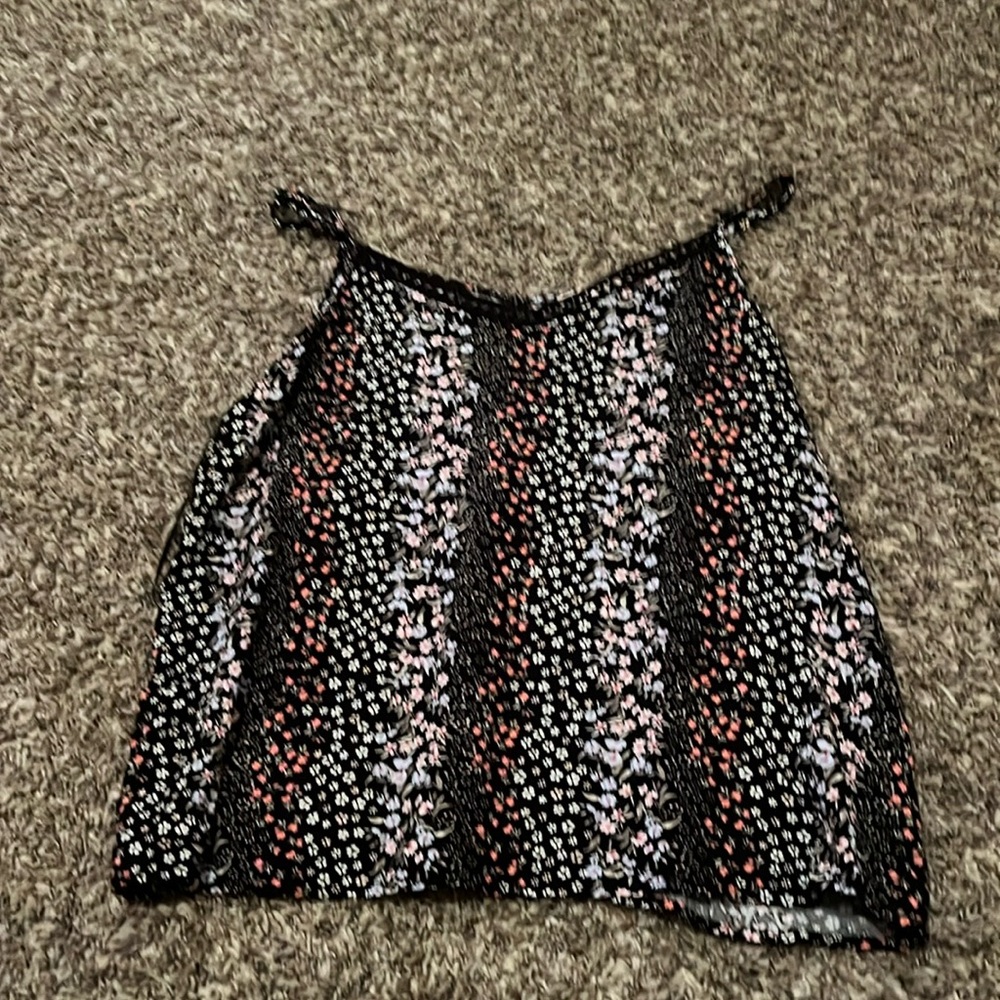 flowy tank with flowers